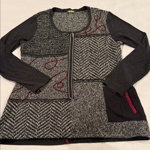 Dolcezza Sweater Black Burgundy Gray Patchwork with Zipper Embellishment Women - Picture 4 of 8